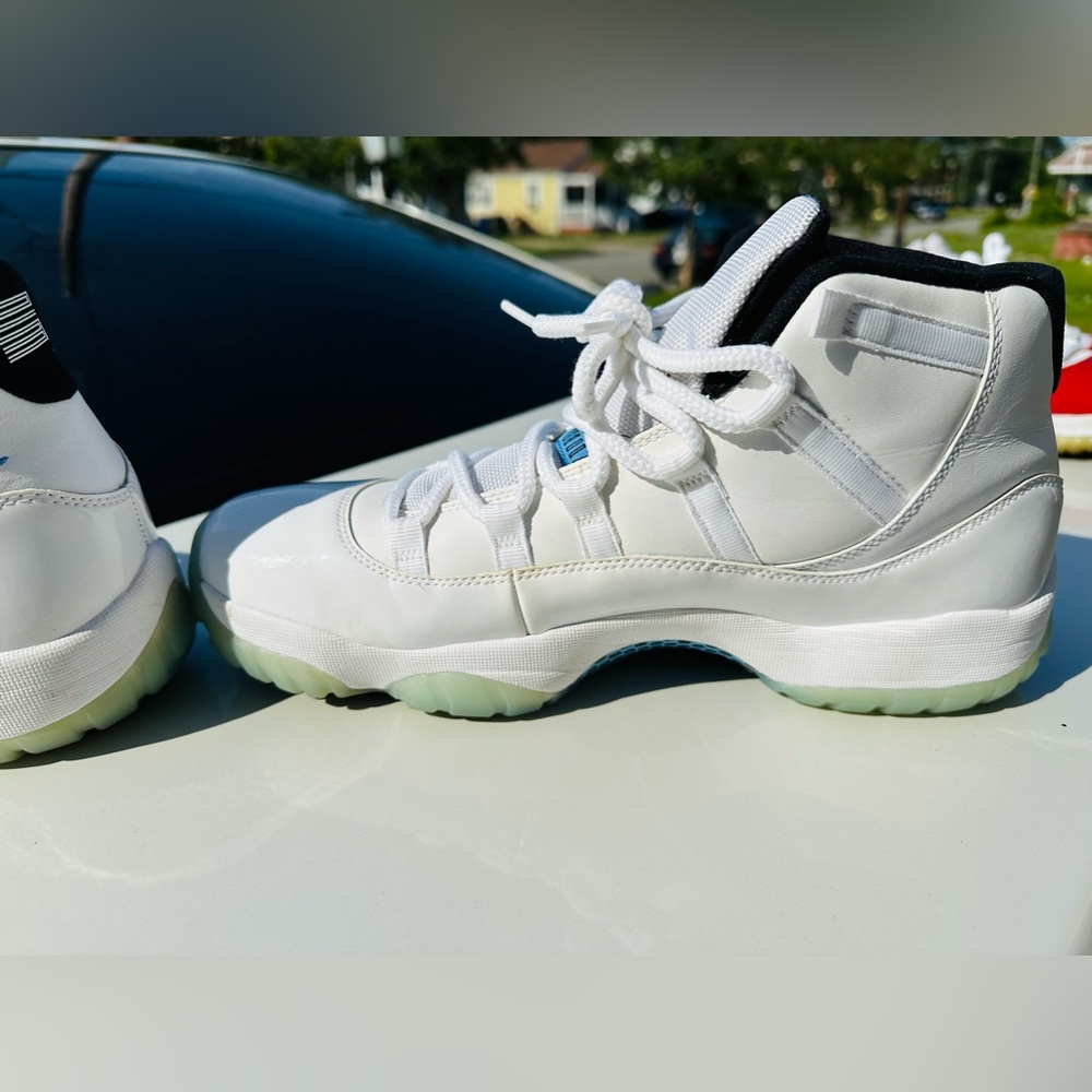 Jordan 11 - Picture 4 of 7
